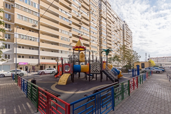 
   Продам 1-комнатную, 39.2 м², Московская ул, 144/2

. Фото 23.