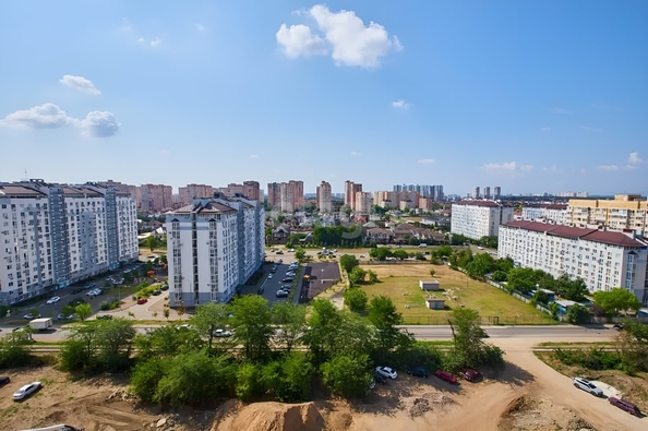 
   Продам 3-комнатную, 87.3 м², Круговая ул, 4в/7

. Фото 22.