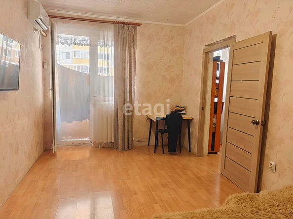 
   Продам 2-комнатную, 44 м², Заполярная ул, 35/12

. Фото 4.