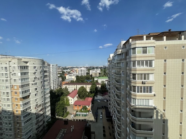 
   Продам 1-комнатную, 51.2 м², Постовая ул, 23

. Фото 11.