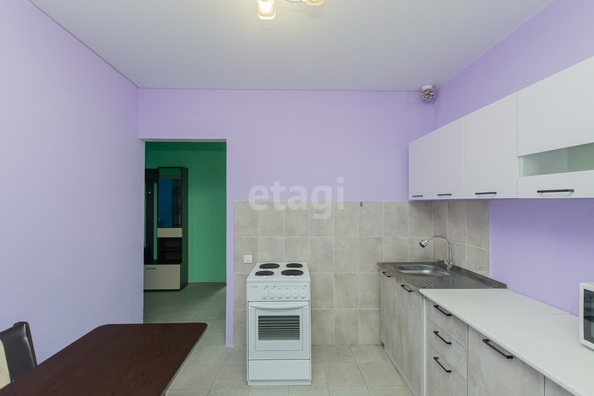 
   Продам 2-комнатную, 48.8 м², Болгарская ул, 12/4

. Фото 4.