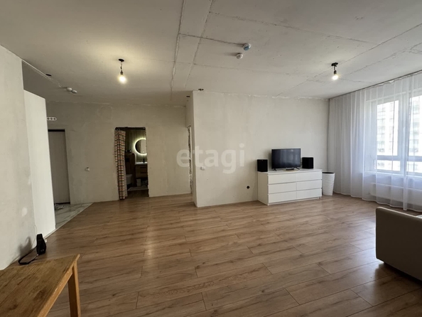 
   Продам 3-комнатную, 77.9 м², Любимово мкр, 2/1

. Фото 12.