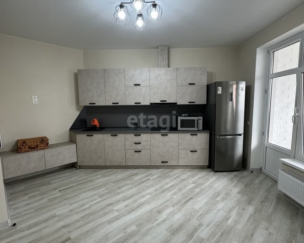 
  Сдам в аренду 2-комнатную квартиру, 73 м², Краснодар

. Фото 1.