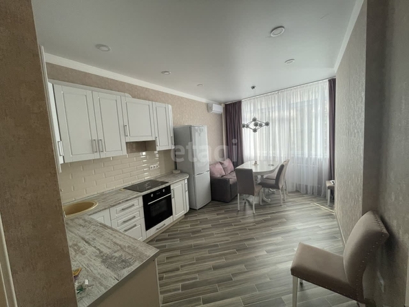 
  Сдам в аренду 1-комнатную квартиру, 47 м², Краснодар

. Фото 1.