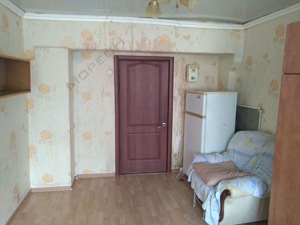 
   Продам комнату, 18 м², 40-летия Победы ул, 10

. Фото 1.