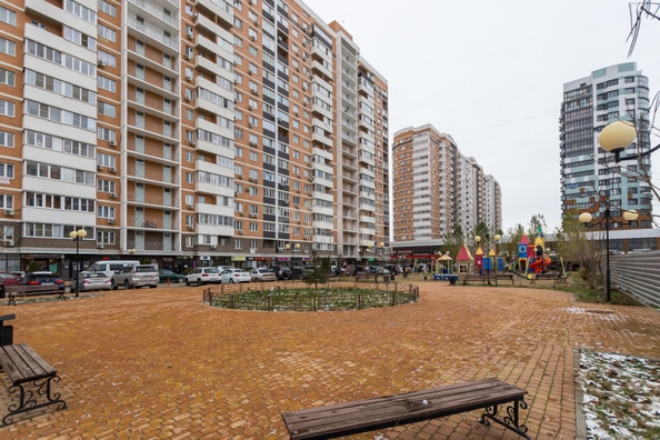 
   Продам 1-комнатную, 35.2 м², Командорская ул, 9/2

. Фото 28.