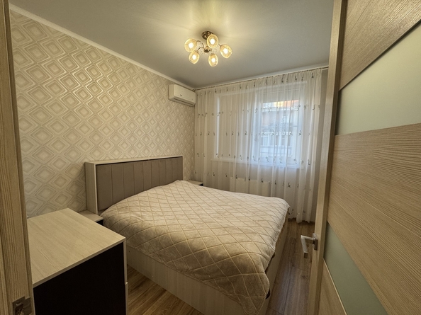 
   Продам 2-комнатную, 50 м², Рождественская ул, 52

. Фото 22.