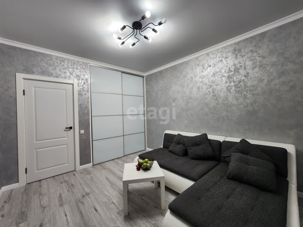 
   Продам 1-комнатную, 44.1 м², Героя Яцкова И.В. ул, 8

. Фото 3.