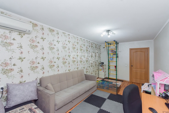 
   Продам 3-комнатную, 74 м², Ставропольская ул, 107/8

. Фото 9.