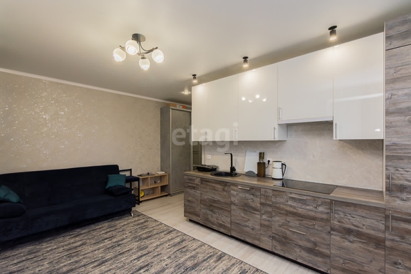 
   Продам 3-комнатную, 67.4 м², Адмиралтейский б-р, 3/2

. Фото 1.