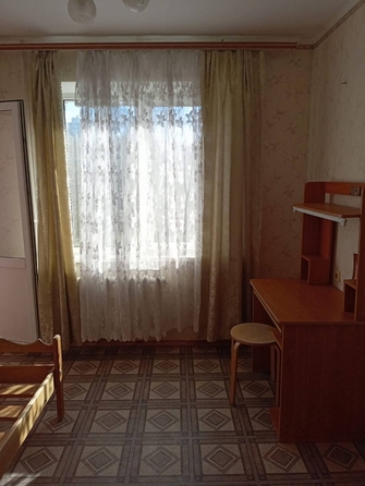 
   Продам 3-комнатную, 72.2 м², Победы ул, 111

. Фото 9.