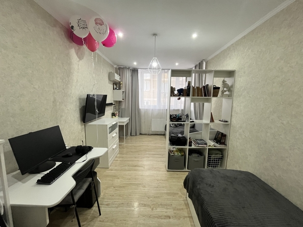 
   Продам 1-комнатную, 33 м², Ленина ул, 153Б

. Фото 3.