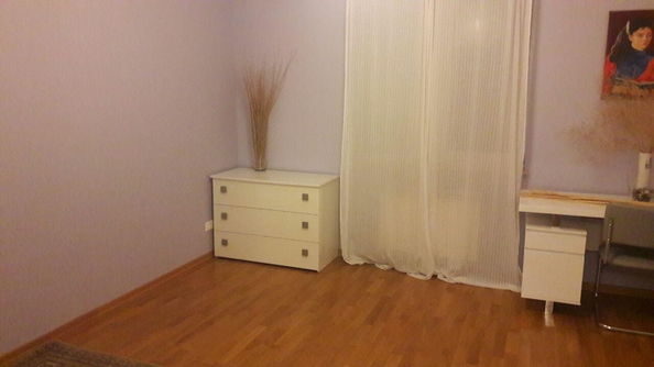 
   Продам 4-комнатную, 150 м², Херсонская ул, 11

. Фото 5.