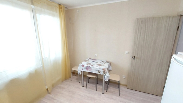 
   Продам 1-комнатную, 38 м², Адмирала Пустошкина ул, 22к8

. Фото 6.