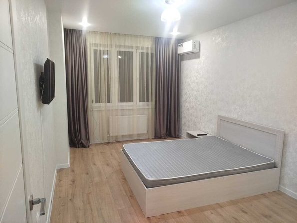 
   Продам 1-комнатную, 45 м², Крестьянская ул, 27к5

. Фото 2.