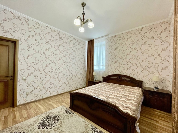 
   Продам 2-комнатную, 63 м², Кати Соловьяновой ул, 84

. Фото 14.