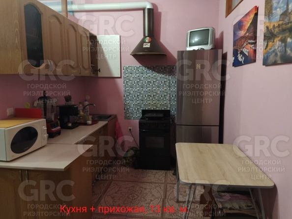 
   Продам 2-комнатную, 46 м², Санаторная ул, 40/12

. Фото 4.