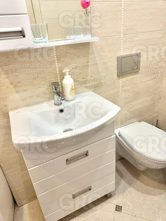 
   Продам 1-комнатную, 40 м², Кленовая ул, 5

. Фото 10.