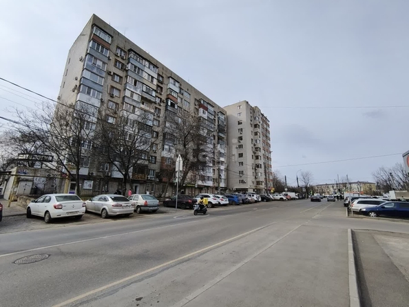 
   Продам 2-комнатную, 52 м², Бургасская ул, 56

. Фото 36.