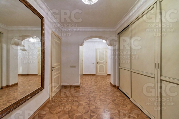 
   Продам 3-комнатную, 192 м², Первомайская ул, 19

. Фото 19.