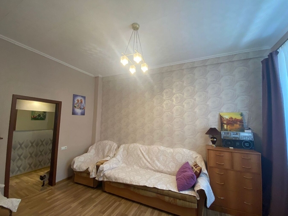 
   Продам 2-комнатную, 60 м², Ленина ул, 68

. Фото 2.