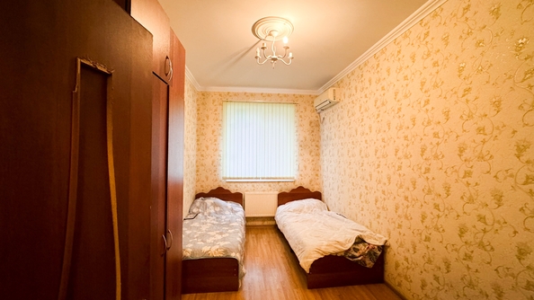 
   Продам 2-комнатную, 54 м², Крымская ул, 112

. Фото 4.