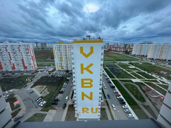 
   Продам 3-комнатную, 81 м², Адмирала Пустошкина ул, 22к2

. Фото 28.