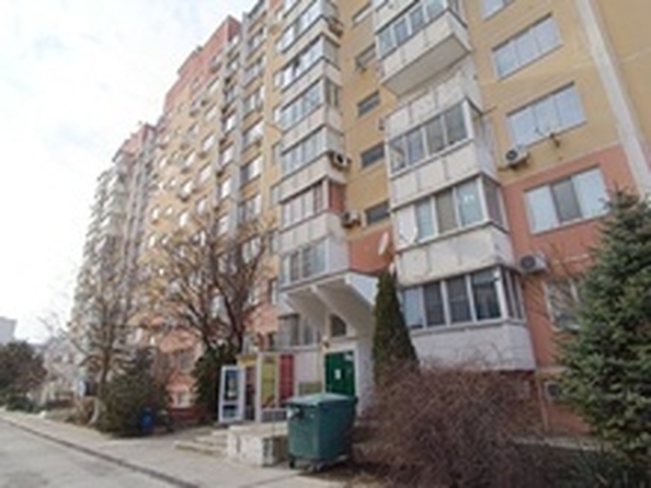 
  Продается 2-комн. квартира, 68 м², Владимирская ул, д. 140
. Фото 6.