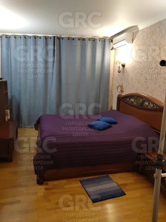 
   Продам 3-комнатную, 75 м², Юных Ленинцев ул, 10

. Фото 3.