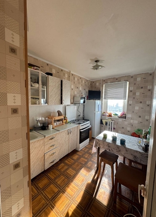 
   Продам 2-комнатную, 65 м², Победы ул, 111

. Фото 17.