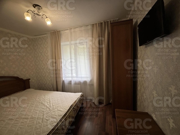 
  Продается 2-комн. квартира, 50 м², Конституции СССР ул, д. 36
. Фото 7.