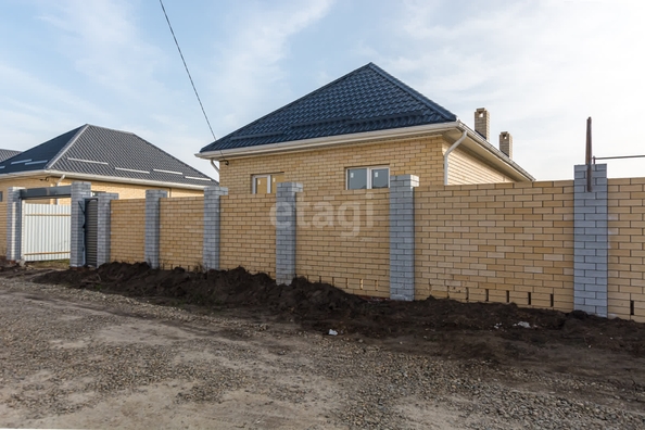 
   Продам дом, 84 м², Краснодар

. Фото 1.