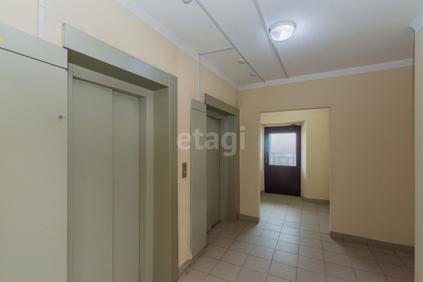 
   Продам 2-комнатную, 65 м², Коммунаров ул, 270

. Фото 32.