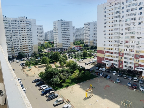 
   Продам 1-комнатную, 35.1 м², Котлярова Н.С. ул, 17

. Фото 28.