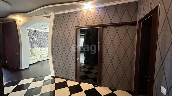 
   Продам 2-комнатную, 77.2 м², Монтажников ул, 12/1

. Фото 4.