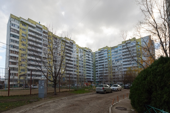 
   Продам 3-комнатную, 83.2 м², Академика Лукьяненко П.П. ул, 103

. Фото 30.