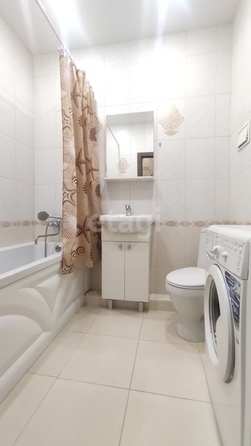 
   Продам 1-комнатную, 42 м², Лаврова ул, 8/5

. Фото 7.