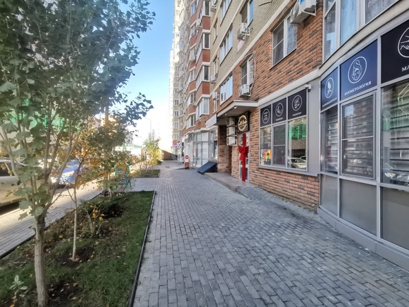 
   Продам 2-комнатную, 67.5 м², Цезаря Куникова ул, 24/2

. Фото 8.