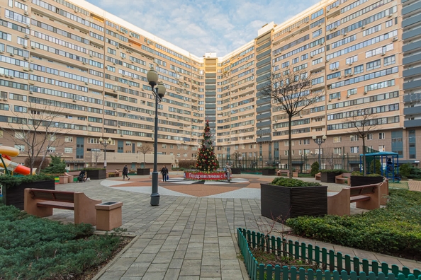 
   Продам 3-комнатную, 108.8 м², Буденного ул, 129

. Фото 44.