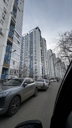 
   Продам 2-комнатную, 60.8 м², 40-летия Победы ул, 141

. Фото 20.