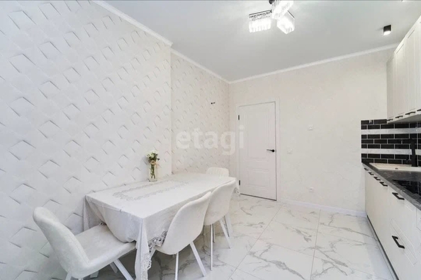 
   Продам 1-комнатную, 35.9 м², Героя Пешкова ул, 14/2

. Фото 3.