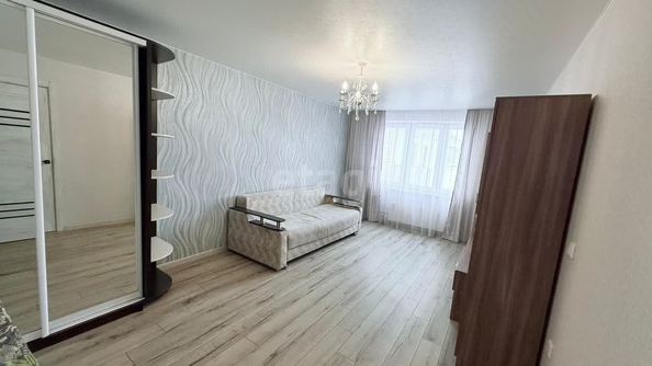 
   Продам 2-комнатную, 60.5 м², Героя Владислава Посадского ул, 50

. Фото 3.