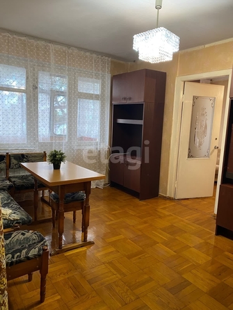 
   Продам 2-комнатную, 45 м², Гагарина ул, 143

. Фото 2.