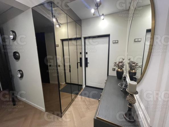 
  Продается 4-комн. квартира, 98 м², Горького ул, д. 87/1
. Фото 13.
