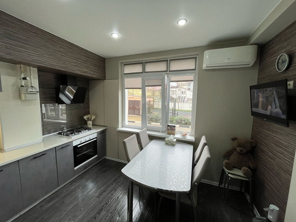 
   Продам 1-комнатную, 40 м², 40 лет Победы ул, 114

. Фото 18.