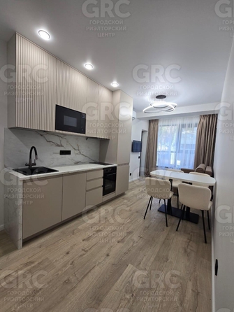 
   Продам студию, 30 м², Пластунская ул, 104А

. Фото 1.