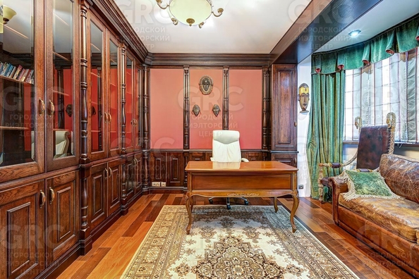
  Продается 3-комн. квартира, 110 м², Пирогова ул, д. 40А
. Фото 15.