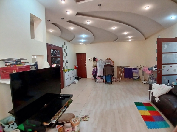 
  Продается 2-комн. квартира, 59 м², Лермонтова ул, д. 120
. Фото 9.