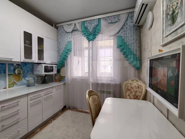 
   Продам 1-комнатную, 35 м², Парковая ул, 64к4

. Фото 10.