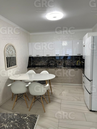 
   Продам дом, 100 м², Сочи

. Фото 7.